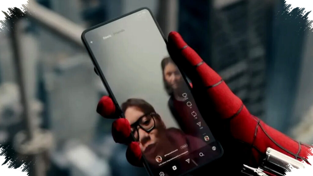 Spider-Man Gulir Instagram di Brand New Day, Galaxy Z Flip CurI Adegan Pembuka