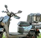 5 Motor Listrik Mirip Vespa Paling Layak Dibeli, Gaya Klasik Tanpa Bikin Dompet Menjerit 5 Motor Listrik Mirip Vespa Paling Layak Dibeli, Gaya Klasik Tanpa Bikin Dompet Menjerit