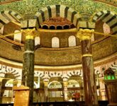 Israel Tembak Rudal Iran, Serpihan Jatuh di Kompleks Masjid Al Aqsa Jadi Sorotan Israel Tembak Rudal Iran, Serpihan Jatuh di Kompleks Masjid Al Aqsa Jadi Sorotan