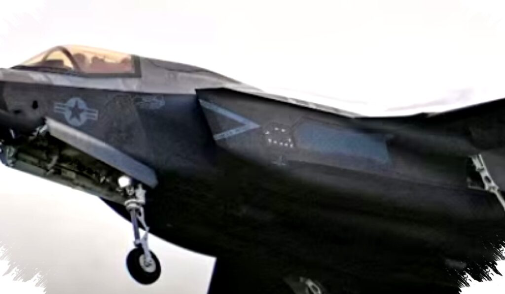 Keunggulan F-35C Jet Siluman Penghancur Pertahanan Udara yang Sangat Canggih