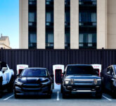 Trump Vs California, Gugatan Pemerintah Federal Blokir Aturan EV Ilegal yang Bisa Dorong Harga Mobil Meroket Trump Vs California, Gugatan Pemerintah Federal Blokir Aturan EV Ilegal yang Bisa Dorong Harga Mobil Meroket