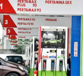 Harga Pertamax Hari Ini Naik Drastis, Cek Daftar Lengkap Biaya Per Liter Setiap Wilayah Sebelum Isi Tangki! Harga Pertamax Hari Ini Naik Drastis, Cek Daftar Lengkap Biaya Per Liter Setiap Wilayah Sebelum Isi Tangki!