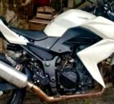 Kawasaki Z250 Bekas Masih Melambung, Masuk Lini Keluarga Z-Series dengan Pesona Motor Sport 250cc yang Tak Lekang Waktu Kawasaki Z250 Bekas Masih Melambung, Masuk Lini Keluarga Z-Series dengan Pesona Motor Sport 250cc yang Tak Lekang Waktu