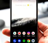 Tak Perlu Lagi Tombol Power, Ketuk Layar 2 Kali Kini Bikin HP Menyala Lebih Cepat dan Praktis