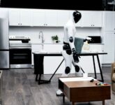 Humanoid Figure Pukul Mundur Robot Pesaing, Helix 02 Buktikan AI Bisa Rapi-Rapi Rumah Nyata Tanpa Trik Panggung