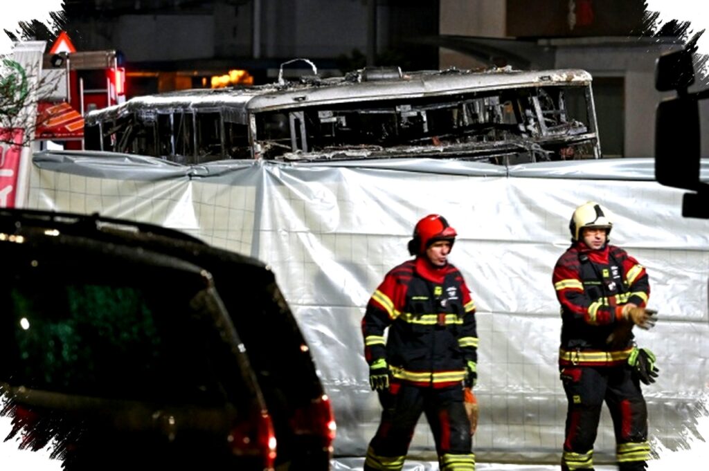 Polisi Curigai Kebakaran Maut Bus Swiss Sengaja Disengaja, Tragedi Menggemparkan Kerzers dan Ancaman Keamanan Publik