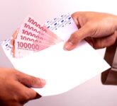 Pencairan THR 2026 Memanas, Pemerintah Janjikan Rp55 Triliun Tapi Karyawan Swasta Dilarang Cicil dan Ditunda!