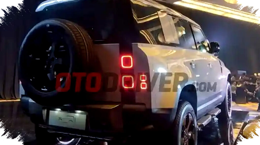 Menyusul Land Cruiser FJ Land Rover Siapkan Defender Mini Listrik Dengan Performa Off-Road Tangguh Ancaman Baru SUV Kompak Mewah