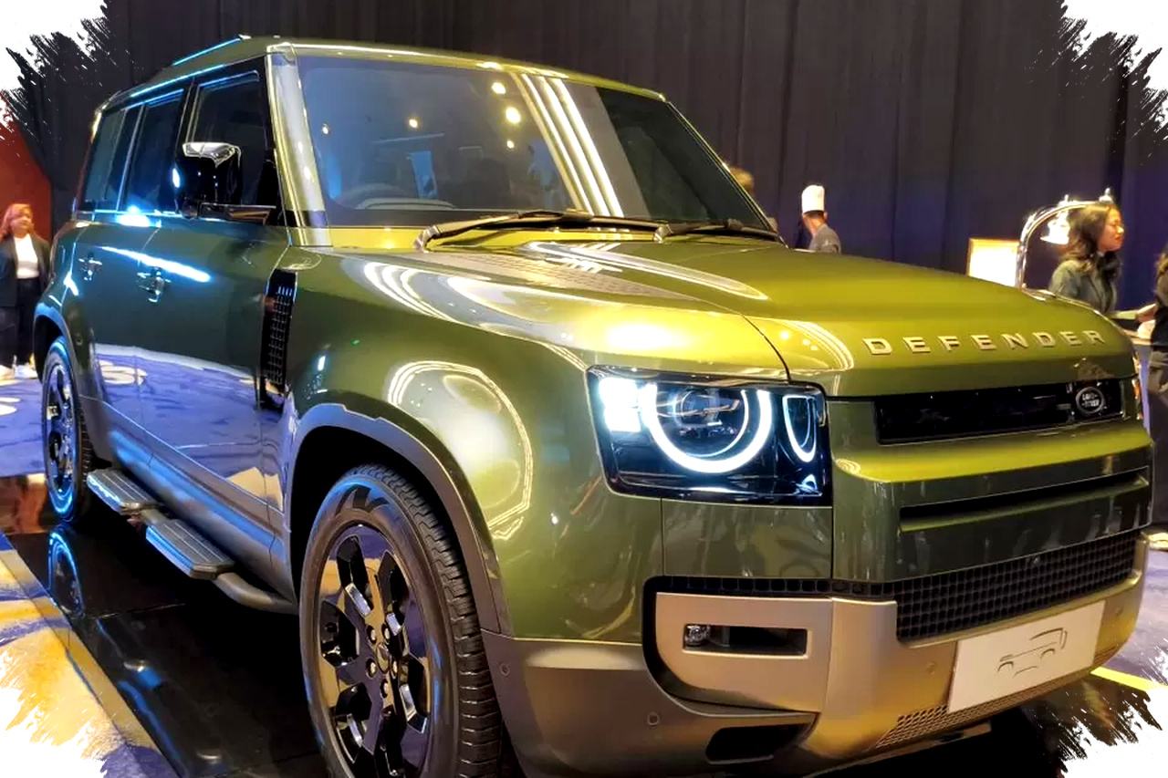 Land Rover Defender MY26 Hadir Dengan Desain Baru dan Teknologi Canggih, Tantang SUV Premium Dengan Performa 398 TK dan Fitur Eksklusif Trophy Edition