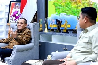 Pemerintah Jateng Awasi Ketat Keselamatan PMI di Tengah Konflik Timur Tengah, Strategi Antisipasi Siaga Hadapi Krisis dan Ancaman Nyata