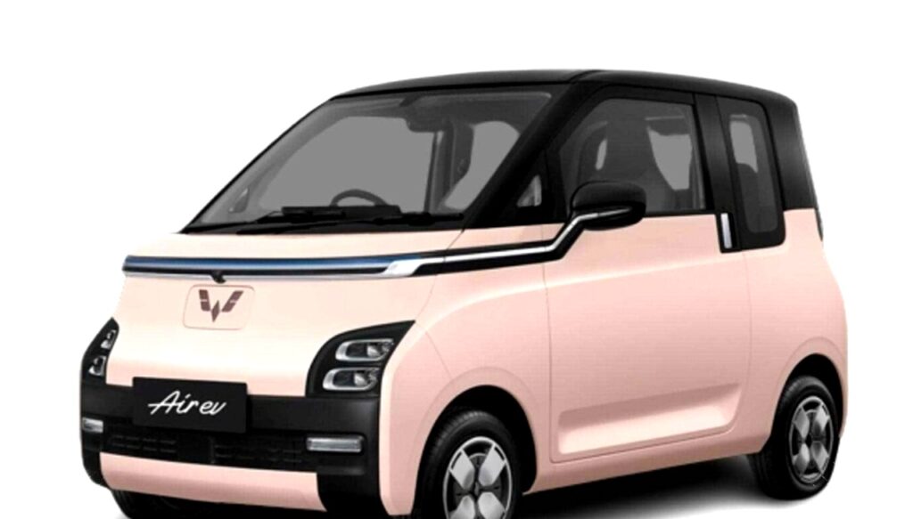 Mobil Harga Rp100 Jutaan Masih Jadi Primadona di IIMS 2026, Persaingan Ketat Mobil Listrik dan Mesin Bensin Menggoda Pembeli!