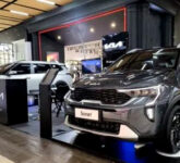 Kia Hadirkan All New Carens dan New Sonet di Mall Exhibition Ramadan, Gebrakan Strategis Perkuat Posisi di Pasar Keluarga Urban Jakarta Bandung Kia Hadirkan All New Carens dan New Sonet di Mall Exhibition Ramadan, Gebrakan Strategis Perkuat Posisi di Pasar Keluarga Urban Jakarta Bandung