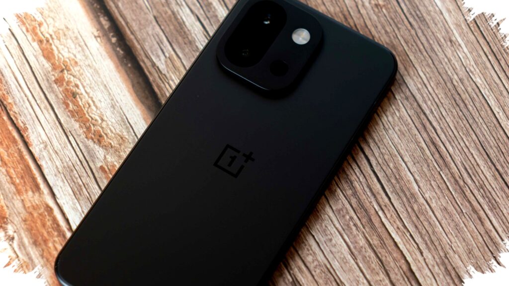 OnePlus 15T Tantang Batas, Baterai 7.500mAh di Ponsel Compact dengan Fitur Tahan Air dan Cas Super Cepat
