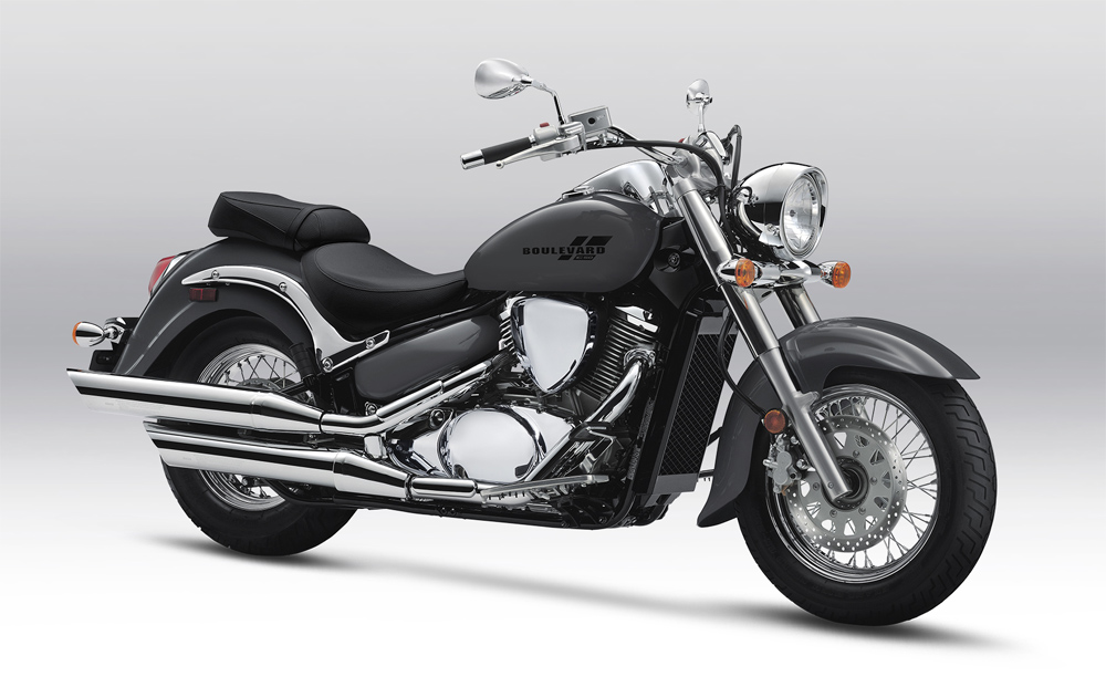 Suzuki Boulevard C50 Motor Cruiser Hardtail Bergaya Klasik Dengan Mesin V-Twin 805cc Kenyamanan Touring Maksimal