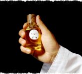 4 Perbedaan Parfum Decant, Vial, dan Tester, Ungkap Rahasia di Balik Kesamaan Wanginya! 4 Perbedaan Parfum Decant, Vial, dan Tester, Ungkap Rahasia di Balik Kesamaan Wanginya!