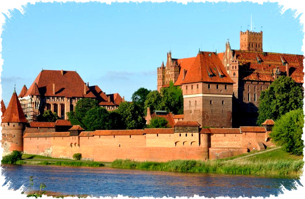 5 Fakta Mencekam Kastil Malbork Benteng Raksasa Ksatria Teutonik yang Pernah Hampir Runtuh!