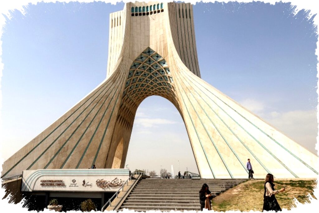 Iran Tanpa Pemimpin Tertinggi Baru, Perseteruan Oposisi Makin Dalam Saat Masa Depan Negaranya Masih Abu-Abu