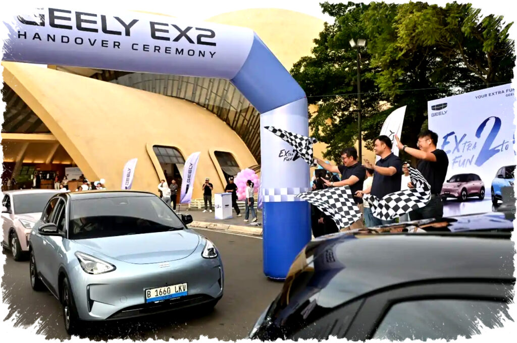 Siap Hadapi Mudik Dengan 5.000 Unit Geely EX2 Diserahkan, Mobil Listrik Lokal Bergaya Urban Siap Temani Perjalanan Anda