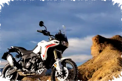 Generasi Baru Ducati DesertX V2 2026 Mesin Modern Rangka Aluminium Harga Turun Mampu Bersaing di Segmen Adventure