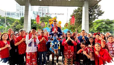 Plaza Asia Rayakan Imlek 2577 Dengan Barongsai, Kuda Asli, dan Harmoni Budaya Tionghoa-Betawi di Sudirman