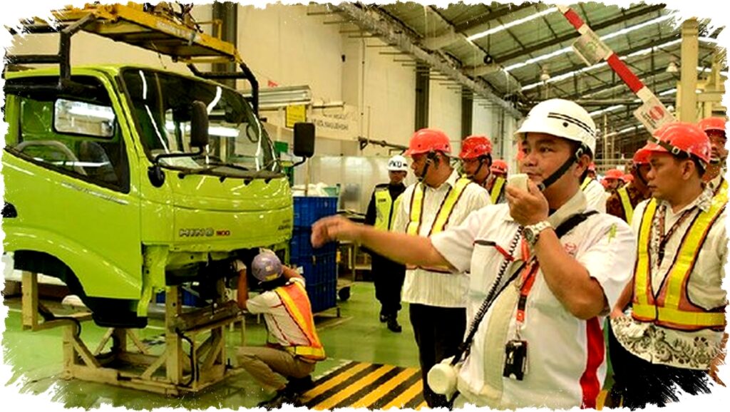 Truk Hino Didorong Produksi Besar-Besaran oleh Agrinas, Konsumen Retail Terpaksa Rela Inden hingga 5 Bulan!
