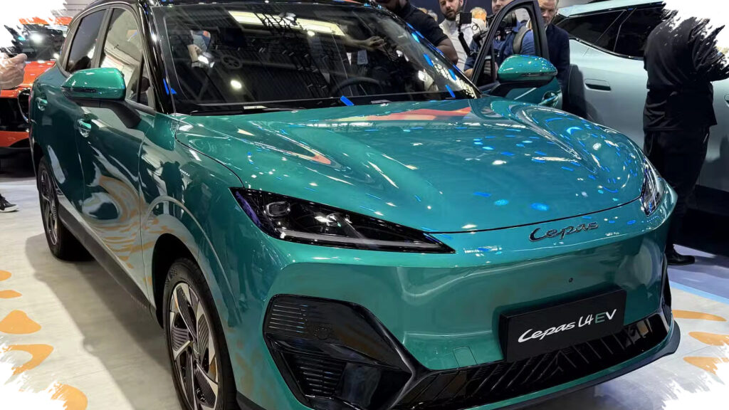 Indonesia Dipilih Jadi Pasar Pertama Lepas, E4 EV Siap Mengaspal Dengan 21 Fitur ADAS