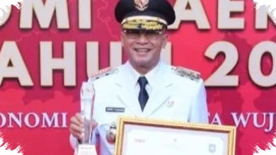Dedi Mulyadi Raih Penghargaan Nasional, Wagub Erwan Minta Kinerja Jabar Makin Baik