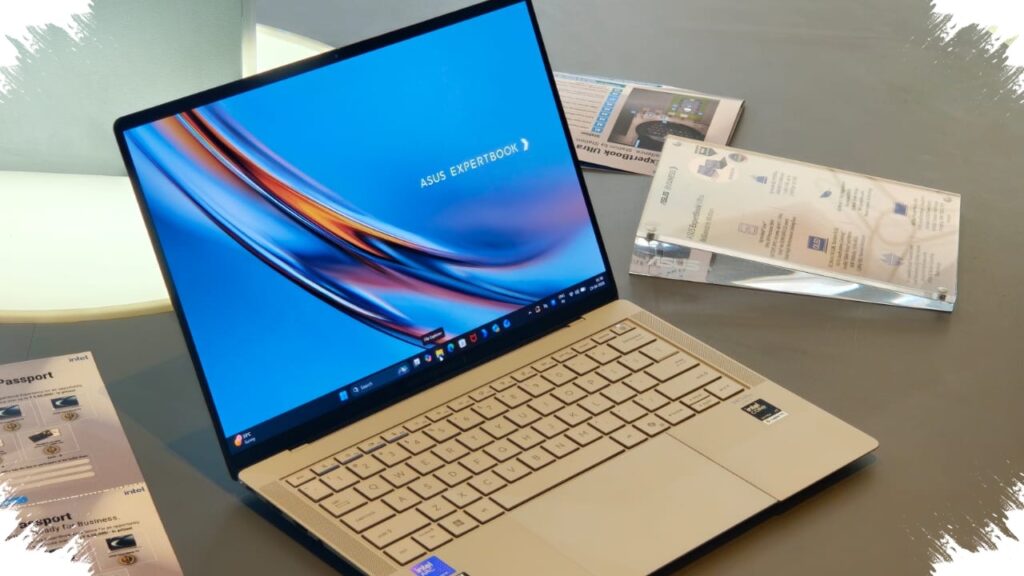 Asus ExpertBook Ultra Meluncur, Laptop Bisnis AI Ini Nyaris Tak Terasa Di Tas