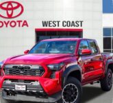 Toyota Tacoma 2026 Datang Lebih Buas, Hybrid 326 HP dan Fitur Off-Road Siap Tekan Rival