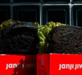 Janji Jiwa Baca Tren Rasa Korea, Black Toast Series Hadir Dengan Tampilan Hitam Berani