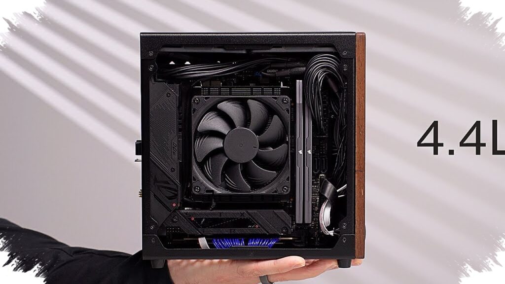 PC Gaming Sekecil Permen Karet Ini Ternyata Masih Kuat Jalankan Minecraft dan Game PS1