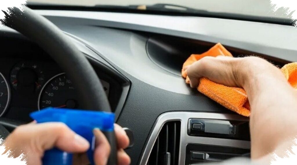 Interior Mobil Kotor Diam-Diam Bikin Tidak Nyaman, Ini Cara Menjaganya Tetap Bersih Setiap Hari