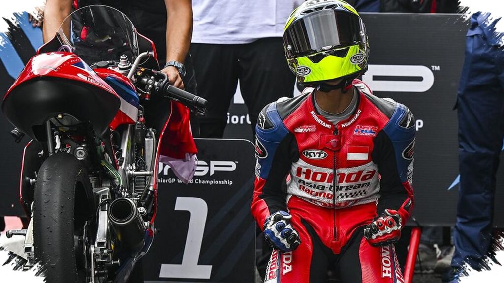 Dari Grid 17 ke Juara Jerez, Kiandra Ramadhipa Tuntaskan Race 2 dengan Tikungan Terakhir
