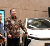 Karawang Disiapkan Jadi Basis Mobil Nasional, Target Sedan Listrik Pindad Menguat Hingga 2028