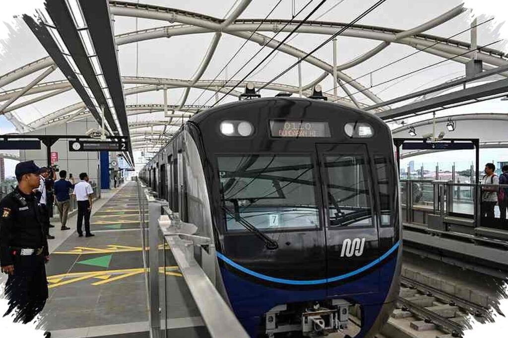 Tarif Rp1 Hari Ini, Begini Cara Naik Transjakarta, MRT, dan LRT Jakarta tanpa Kendala