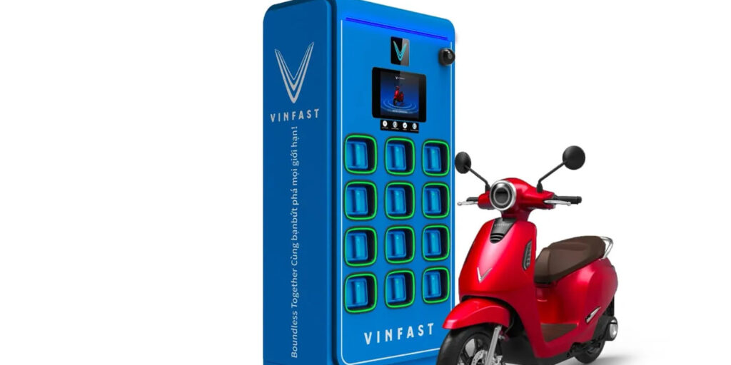 VinFast Siapkan Tukar Baterai 3 Menit, Saat Motor Bensin di Indonesia Mulai Terancam