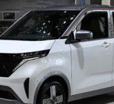 Nissan Sakura Tunjukkan Kenapa Mobil Kecil Bisa Jadi Jawaban Terbaik untuk Kota Padat Nissan Sakura Disegarkan, Warna Baru dan Sentuhan Modern di Kei Car Mungil Ini