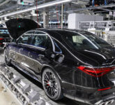 Mercedes-Benz Resmi Memilih Samsung SDI, SUV dan Coupe Listrik Generasi Baru Kini Bertaruh pada Baterai NCM Mercedes-Benz Resmi Memilih Samsung SDI, SUV dan Coupe Listrik Generasi Baru Kini Bertaruh pada Baterai NCM