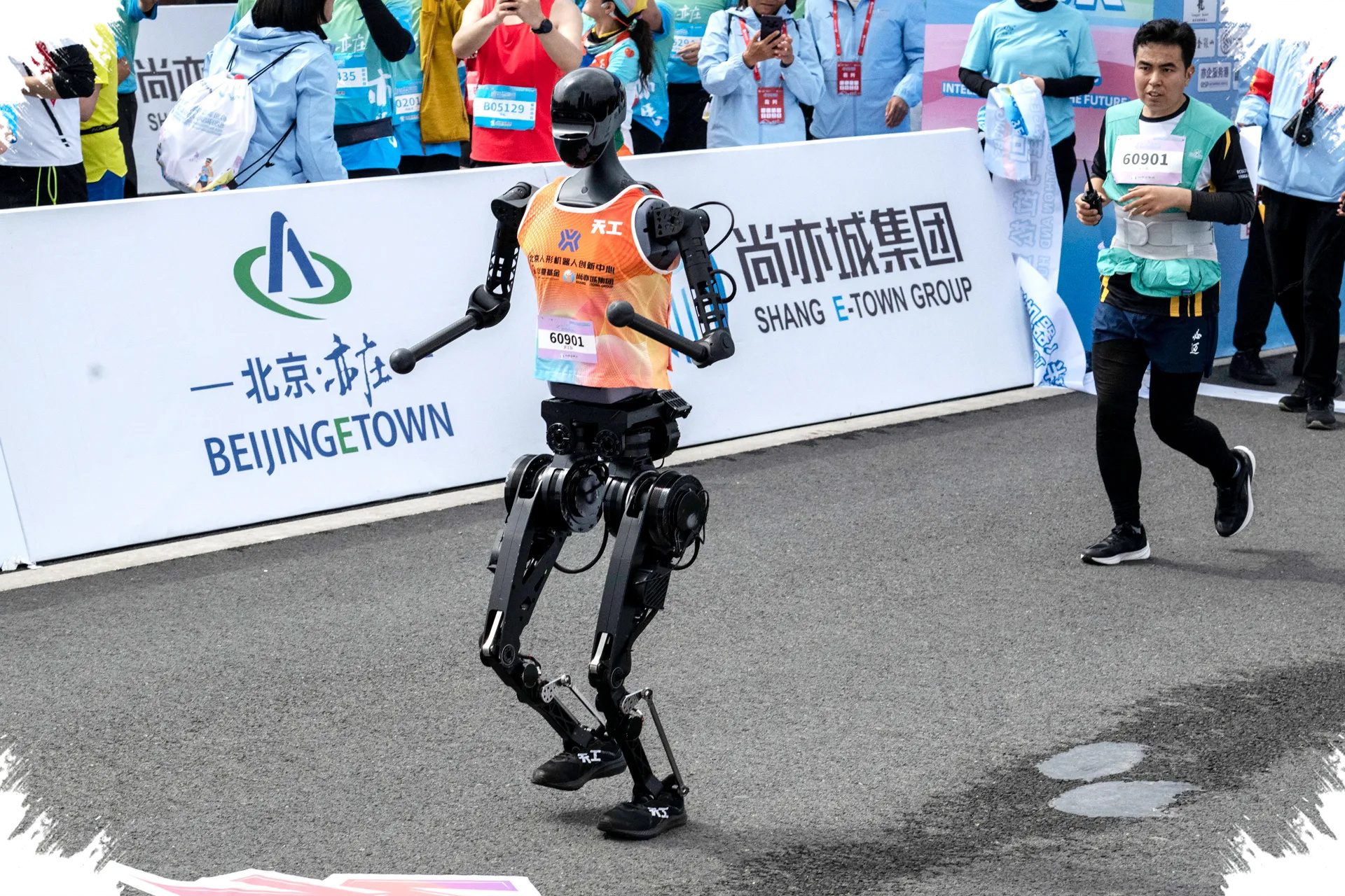 Robot Ini Menyalip Rekor Half-Marathon Manusia, Selisihnya Hampir Tujuh Menit