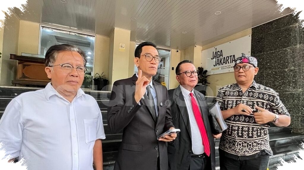 Refly Harun Bongkar Kabar P21 Roy Suryo, Jaksa Ternyata Belum Terima Berkas Apa Pun!