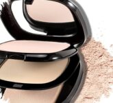 5 Balm Powder Ini Bisa Menahan Kilap Seharian, Wajah Matte Tanpa Touch-Up Tiap Jam 5 Balm Powder Ini Bisa Menahan Kilap Seharian, Wajah Matte Tanpa Touch-Up Tiap Jam