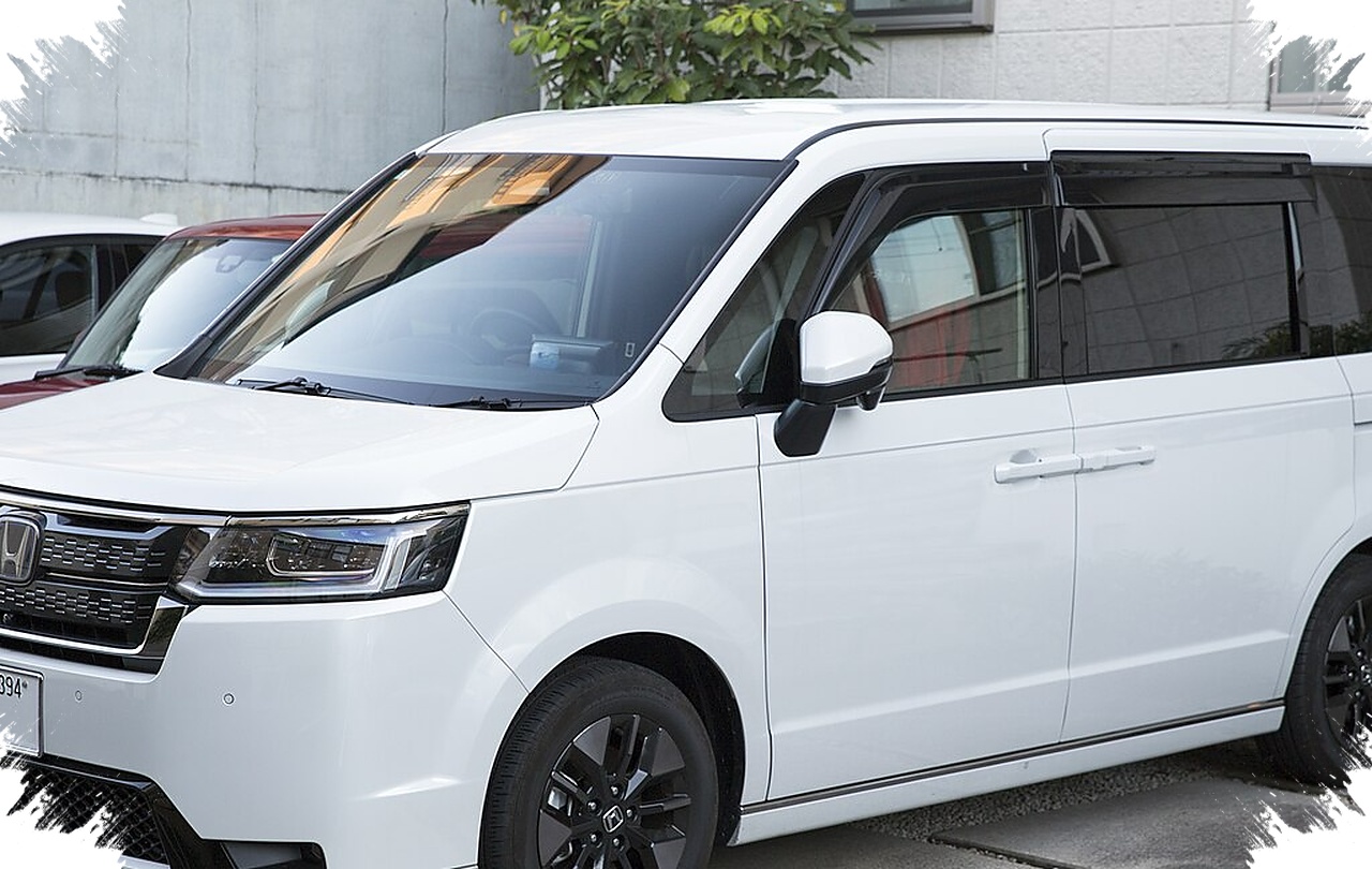 Honda Tinggal Punya Satu MPV Boxy, StepWGN Rp 637 Juta Disebut Punya 100 Fungsi dan Lebih Irit