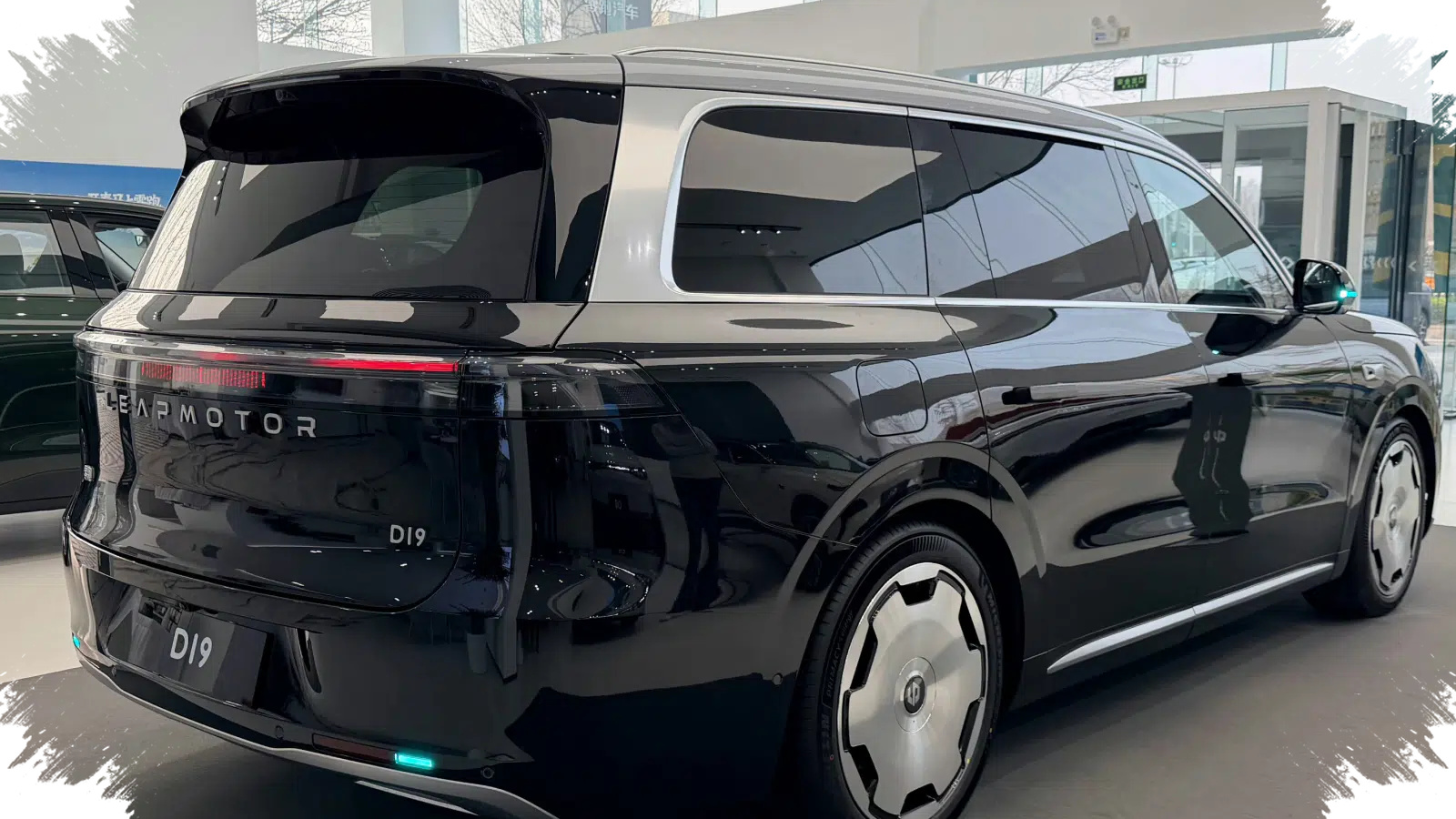 Leapmotor D19 Debut Dunia, EREV Ini Punya Baterai Terbesar 80,3 kWh