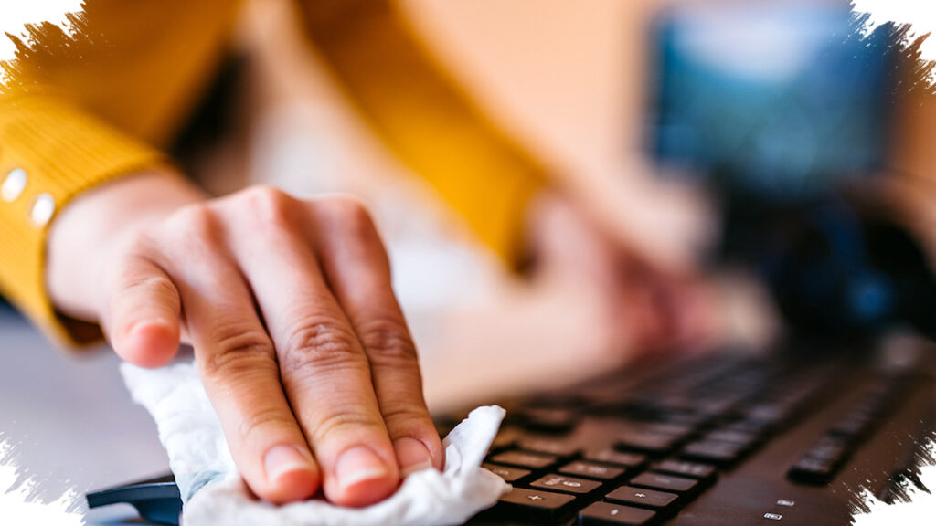 Keyboard Anda Mungkin Lebih Kotor Dari Dudukan Toilet, Saatnya Dibersihkan Setiap Minggu