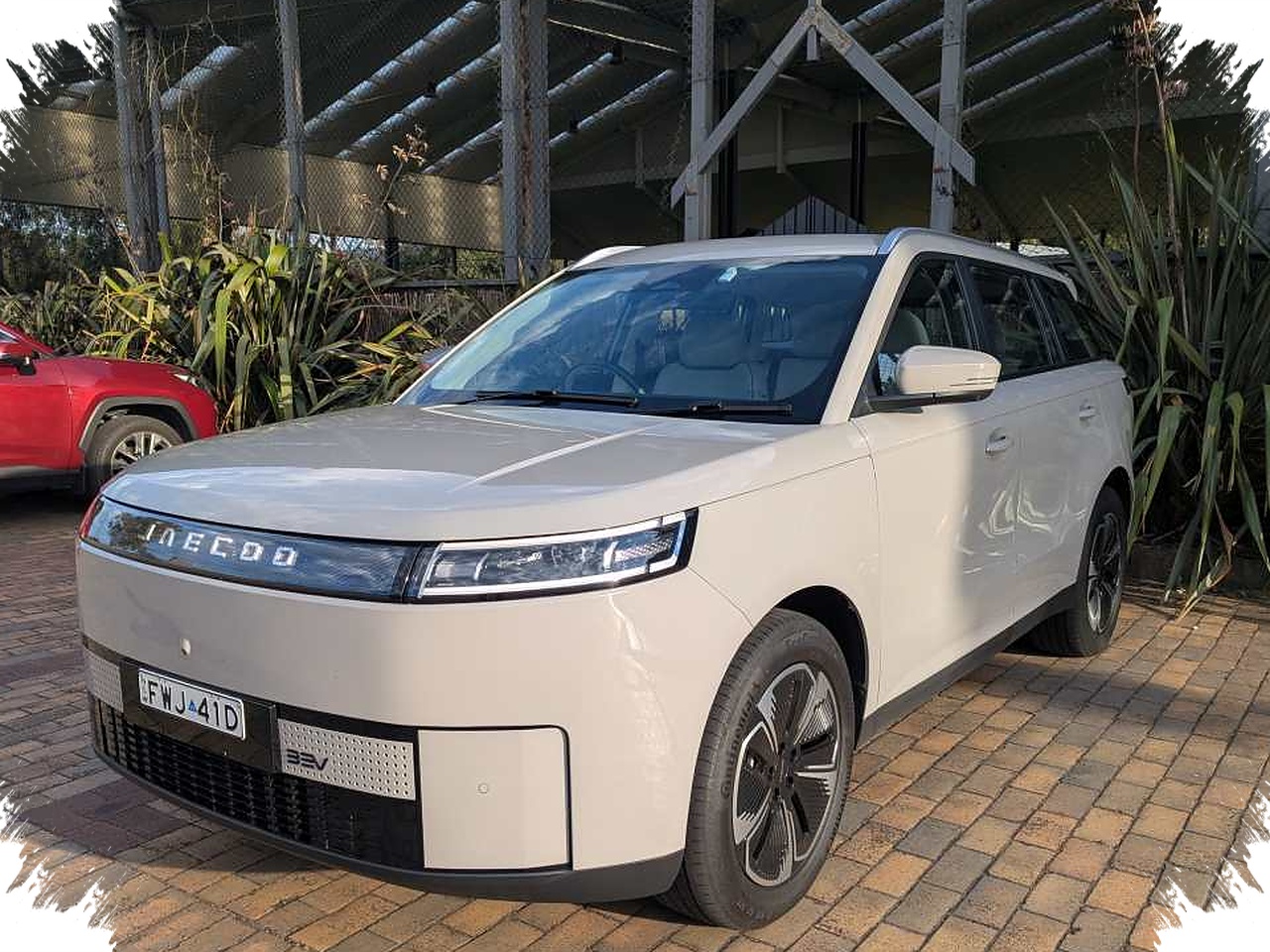 Jaecoo Kerek Harga J5 EV, Tembus Rp 300 Jutaan di April 2026