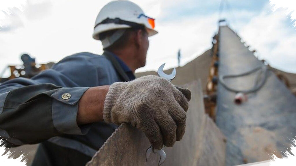 Mahkamah Agung Paksa Newcrest Bayar Pesangon 735 Karyawan, Kewajiban Rp600 Miliar Tak Bisa Dihindari