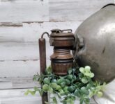 Helm Bekas Jangan Langsung Dibuang, 12 Ide Ini Bisa Jadi Dekorasi sampai Peluang Usaha