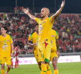 Mitrevski Siap Angkat Persebaya, Derbi Lawan Madura United Jadi Titik Balik Bajul Ijo Mitrevski Siap Angkat Persebaya, Derbi Lawan Madura United Jadi Titik Balik Bajul Ijo
