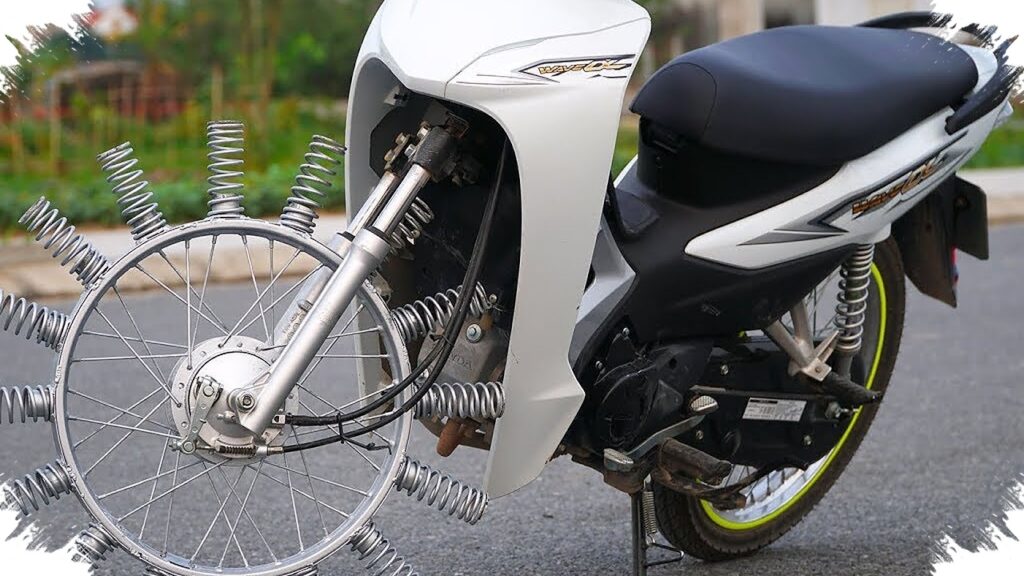 Ngebut Tapi Tetap Stabil, Cara Menjaga Keseimbangan Ban Motor Bebek yang Sering Diabaikan