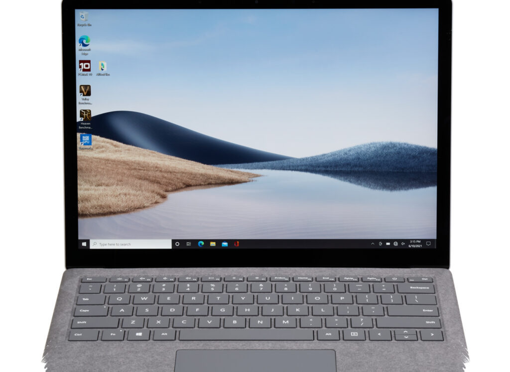 Microsoft Tiba-Tiba Naikkan Harga Semua Surface, Laptop Entry-Level Kini Makin Sulit Dibenarkan